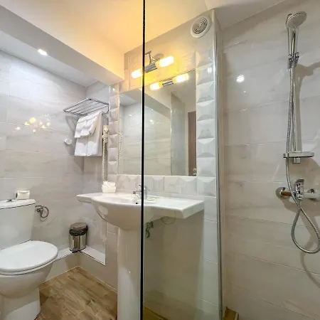 Rila Hotell 3*